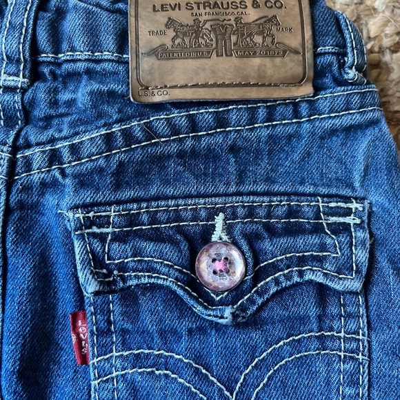 🍉 Levi’s Jean skirt - Picture 3 of 6